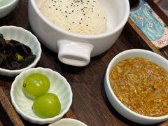 -蟹上黄·蟹黄面·江南糖水(人民广场店)