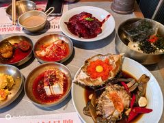 -草家酱蟹炭火烤肉店(珲春南路一店)