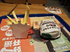 美味的小皇堡-汉堡王(EAC欧美中心店)