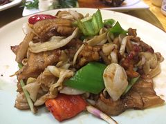 黄瓜水炒五花肉-廉江鹅饭店