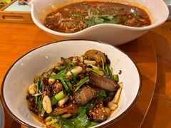 -有红鸡毛店·川菜(建设路店)