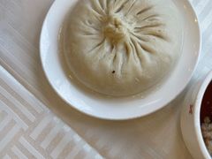 蟹黄汤包-怡园饭店-餐厅(四望亭店)