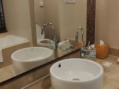 -三亚亚龙湾雅高美爵酒店