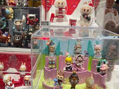 -泡泡玛特POPMART(上海环球港店)