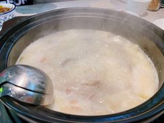 竹笙王猪肚鸡-顺德公广东猪肚鸡·煲仔饭(白石洲店)