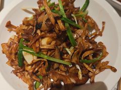 -关东小磨东北菜(漕河泾印象城店)