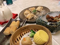 灌汤小笼包-酌宴府The China Club·广州万富希尔顿酒店(云城东路店)