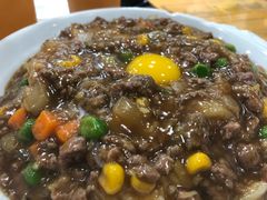 窝蛋牛肉饭-喜莲咖啡