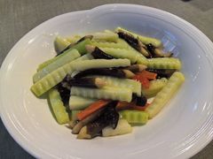 黑鸡枞炒芥兰笋-有喜胶东小馆(太申祥和店)