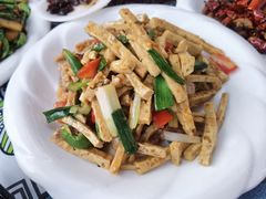 苗家新式豆腐-黔人百味.贵州菜