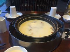 -捞神煲汤火锅(湖滨商业街店)