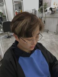 -Coo Hair salon