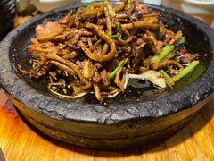 -九锅一堂酸菜鱼(万达广场店)