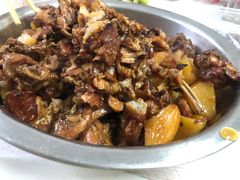 兔子炖土豆-鸡炖兔
