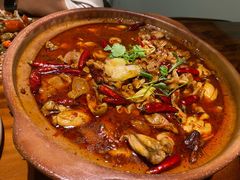 肥肠牛蛙砂锅-马头巷·食景园(苏州总店)