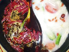 -在蜀里·一米肥牛老火锅(黄埔店)