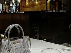 -GreyWhale灰鲸餐厅(武汉国际广场店)