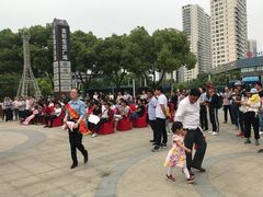 -金轮星光名座生活广场
