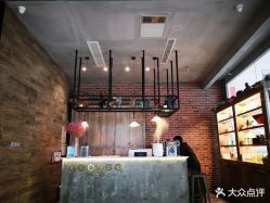 -QZHAIR SALON
