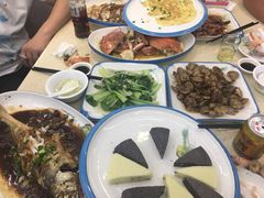 -渔中舟海鲜大排档(普陀沈家门店)