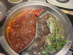 -廖掌柜·重庆鲜货火锅(上海首店)