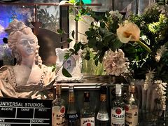 -临界音乐酒馆·小龙虾·江湖菜(华熙LIVE·鱼洞店)