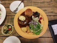 汉堡牛排-Cafe Alice咖啡爱丽丝(奥城店)