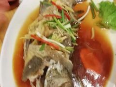 -拉威海鲜市场