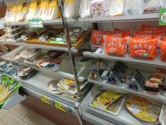 -全家便利店(秀沿路二店)