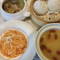 -巍阁月子中心(南山店)
