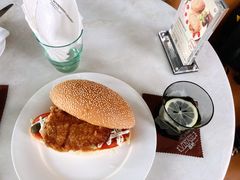 -深圳温德姆至尊酒店·大堂吧·户外花园