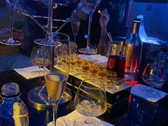 -Club Queen皇后酒吧