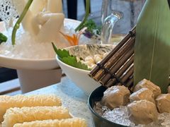 -烹然四季椰子鸡火锅(团结湖总店)