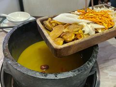 -野·大山里野生菌石锅土鸡(益田假日店)