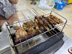 -雷哥烧烤(丰储街店)