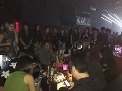-HiIbiza酒吧