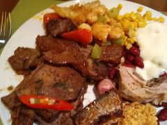 -岷山饭店-芝芝自助餐厅