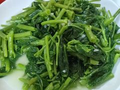 -芦茨金富饭庄·25年老字号·专做稻草鸡