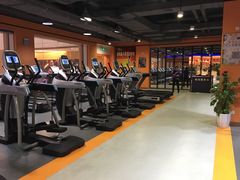 -健变健身俱乐部(前海天虹商场店)