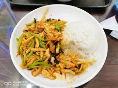 -聚德华天护国寺小吃(甜水园店)