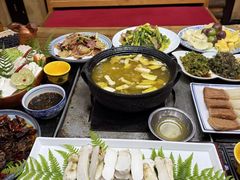 -三锅莊·牦牛肉火锅·香格里拉特色藏餐宴请餐厅(昆明创始店)