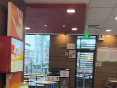 -麦当劳(新新大道岗丰店)