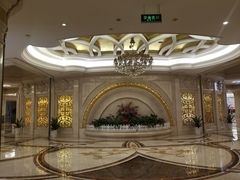 -华西龙希大酒店旅游观光区