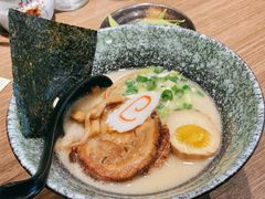 雞白湯拉麵-雷神拉面(财富中心玉米楼店)