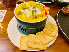黄咖喱牛腩-曼泰·泰餐(江南环球港店)