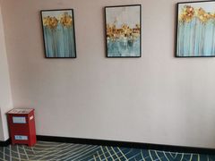 -柏曼酒店(合肥国购广场三里庵地铁店)