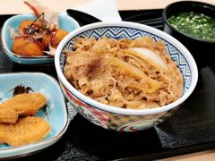 招牌和味牛肉饭-吉野家(上海美罗城店)