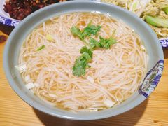 鸡汤面-春香鸡馆