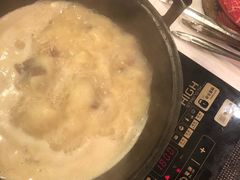 -鲜入围煮花胶鸡海鲜火锅