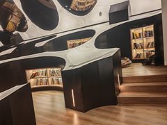 -涨巢·潮玩水疗局